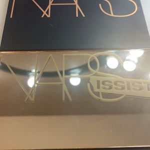 NARS SHADOW PALLET BUNDLE